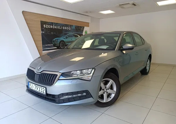 skoda Skoda Superb cena 74900 przebieg: 149999, rok produkcji 2020 z Poznań